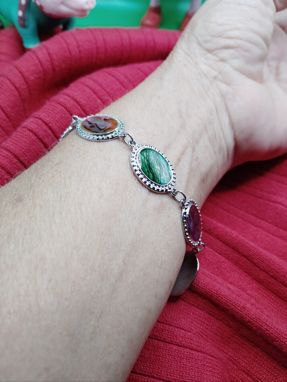 Iridescent Abalone Shell Oval Link Bracelet Silver Tone Multicolor